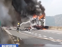 【新闻直播间】沪昆高速货车突发大火 消防紧急处置