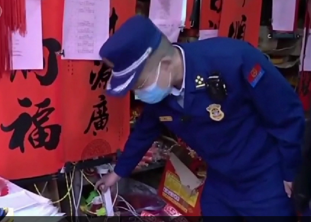 【新闻直播间】春节临近 各地加强消防安全排查
