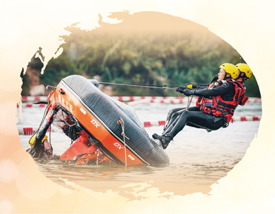 【人民日报】有一种守护叫“火焰蓝”