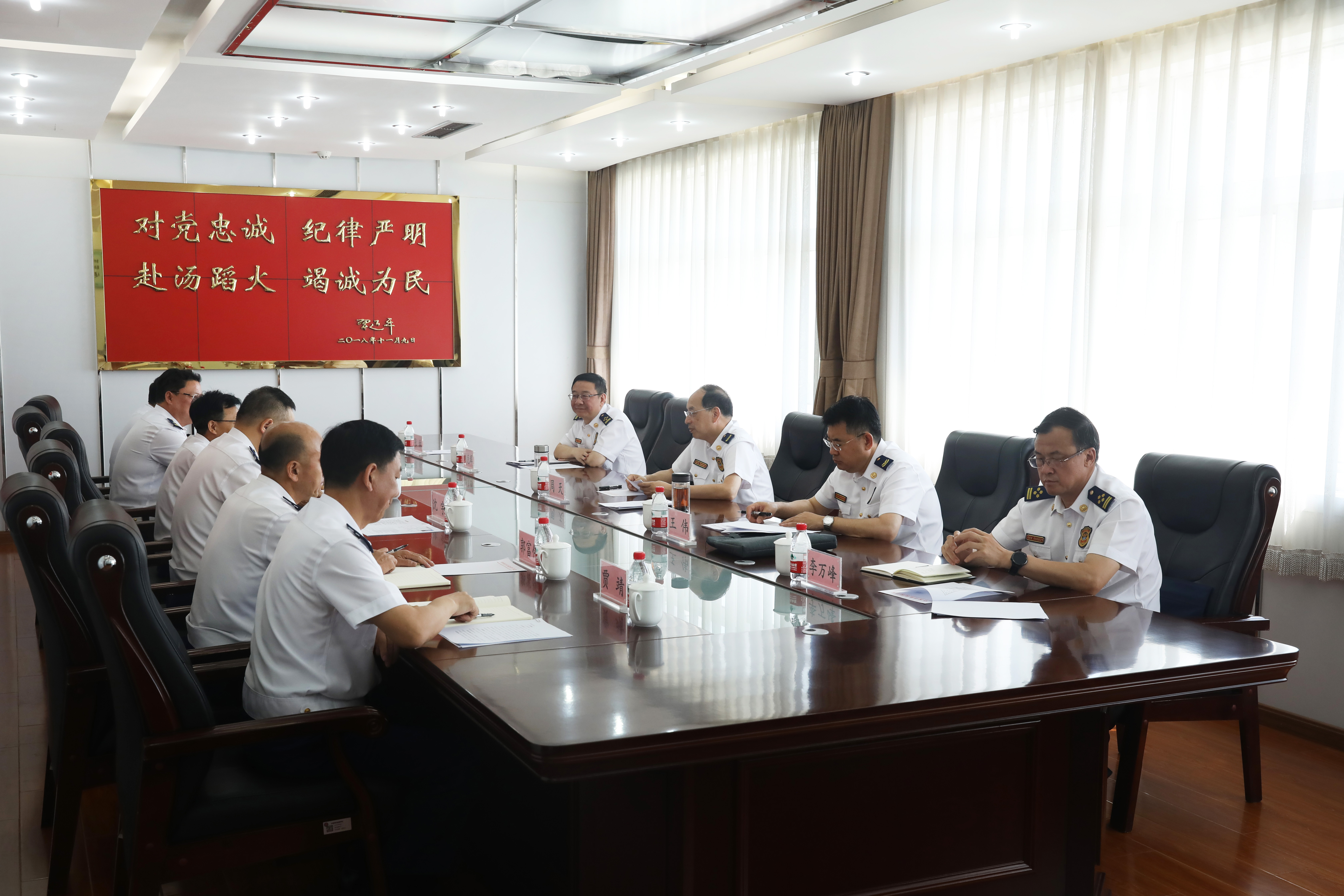 周天到中国消防救援学院看望慰问参训学员并组织座谈交流